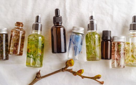 Aceites esenciales, que son, para que se utilizan y como se utilizan. Indicaciones y contraindicaciones.